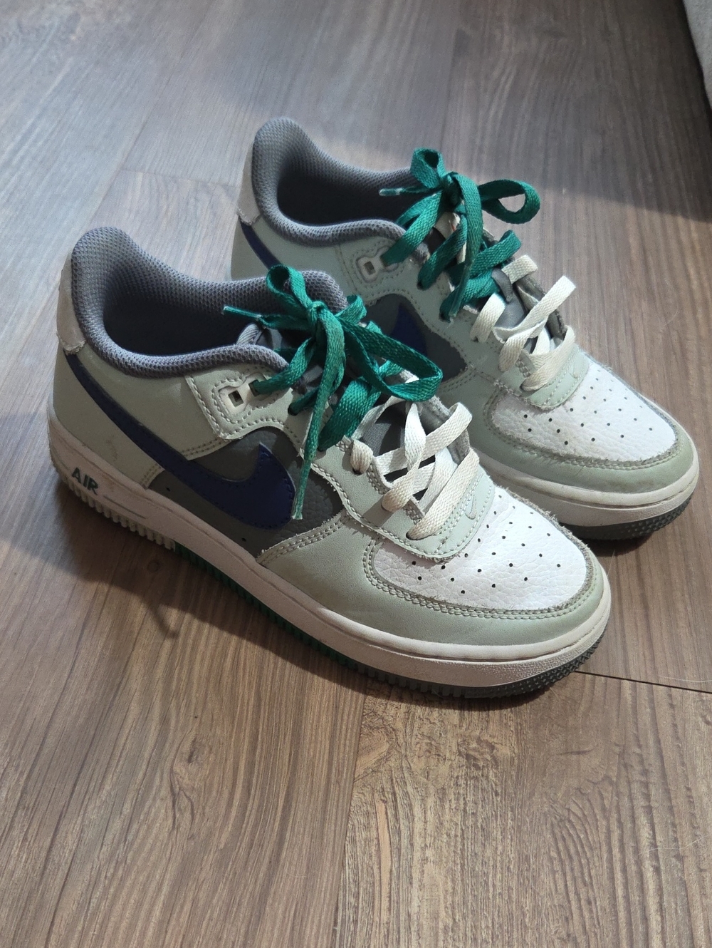 Kids Nike Air Force 1 "Remix Green" Casual Low-Top Sneakers